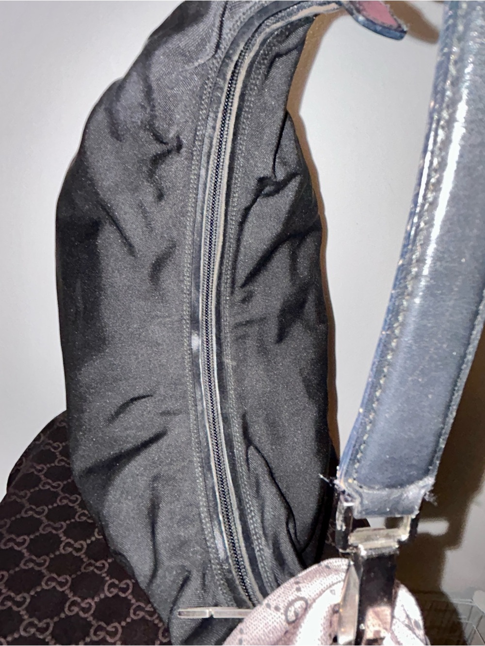 Tom Ford-era Gucci black nylon canvas hobo shoulder bag - Picture 12 of 16